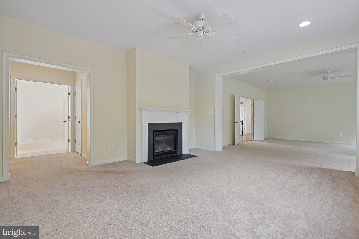 FAIRVIEW MANOR - Residential