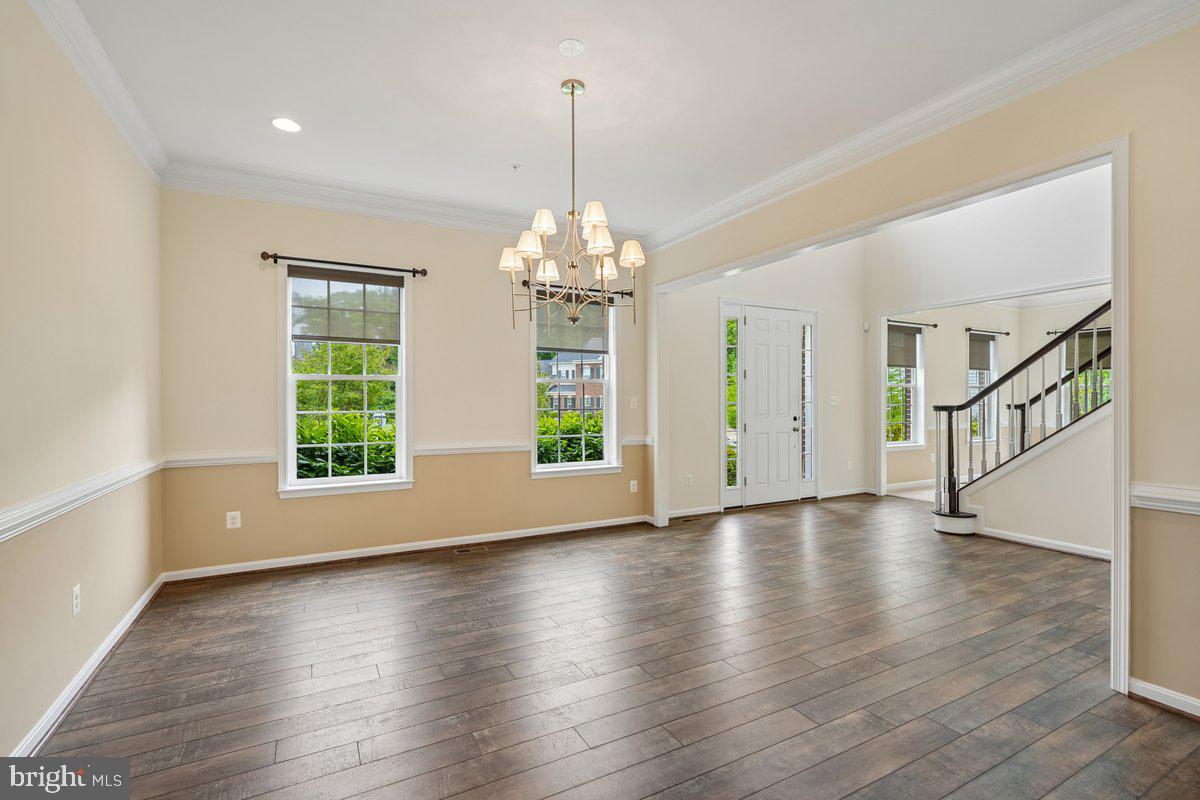 FAIRVIEW MANOR - Residential