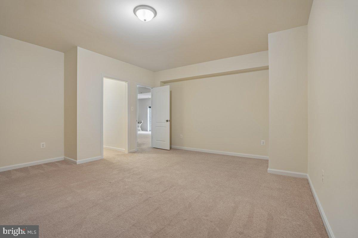 FAIRVIEW MANOR - Residential