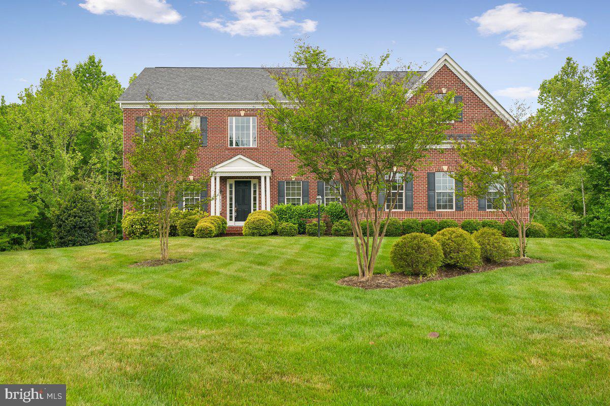 FAIRVIEW MANOR - Residential