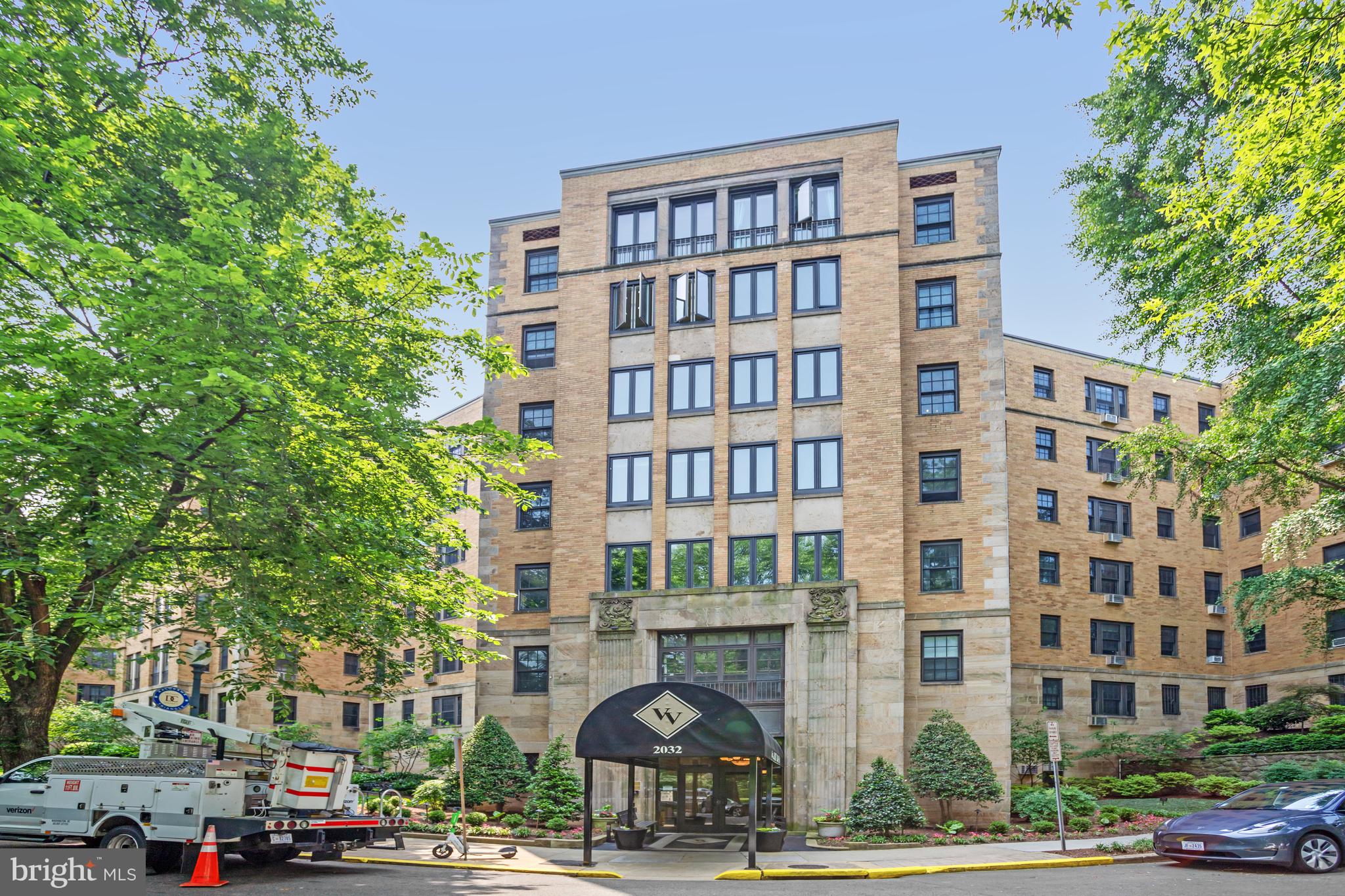 2032-2040 BELMONT ROAD NW 521