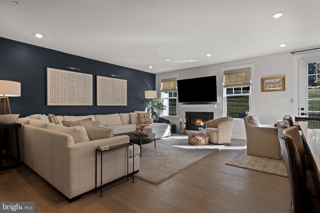 Photo of 329 Ponds Edge Drive, MEDIA, PA 19063 (MLS # PADE2101938)