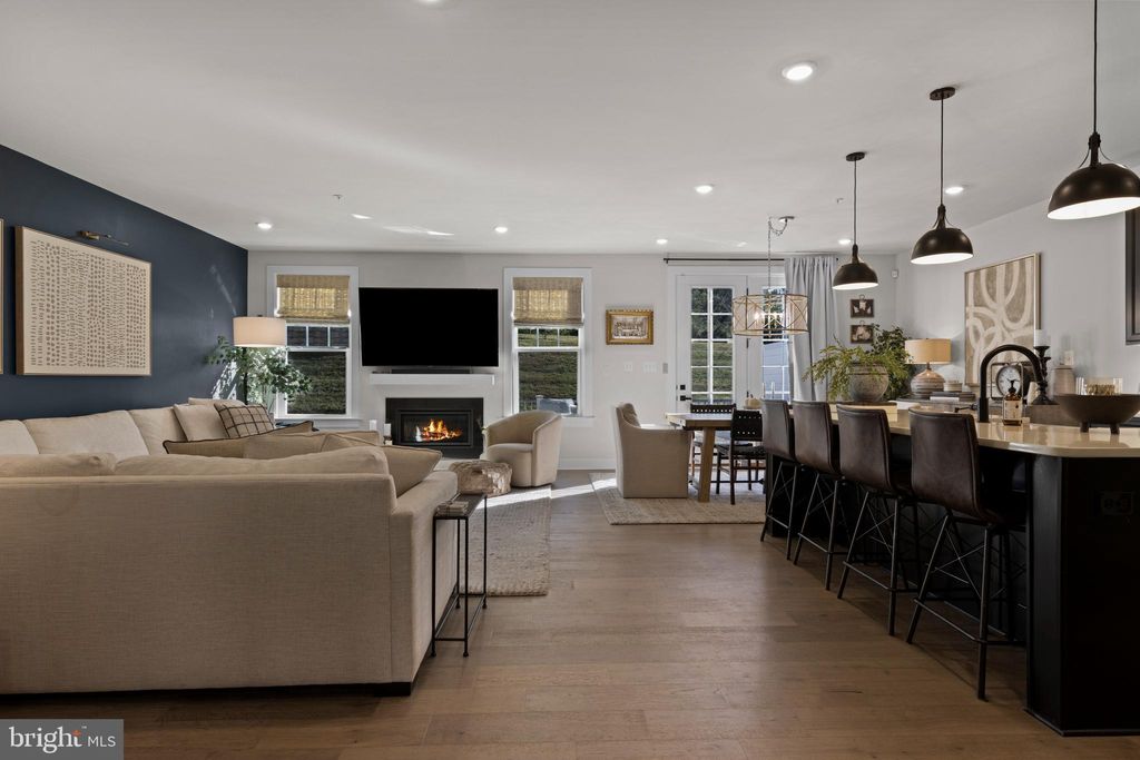 Photo of 329 Ponds Edge Drive, MEDIA, PA 19063 (MLS # PADE2101938)