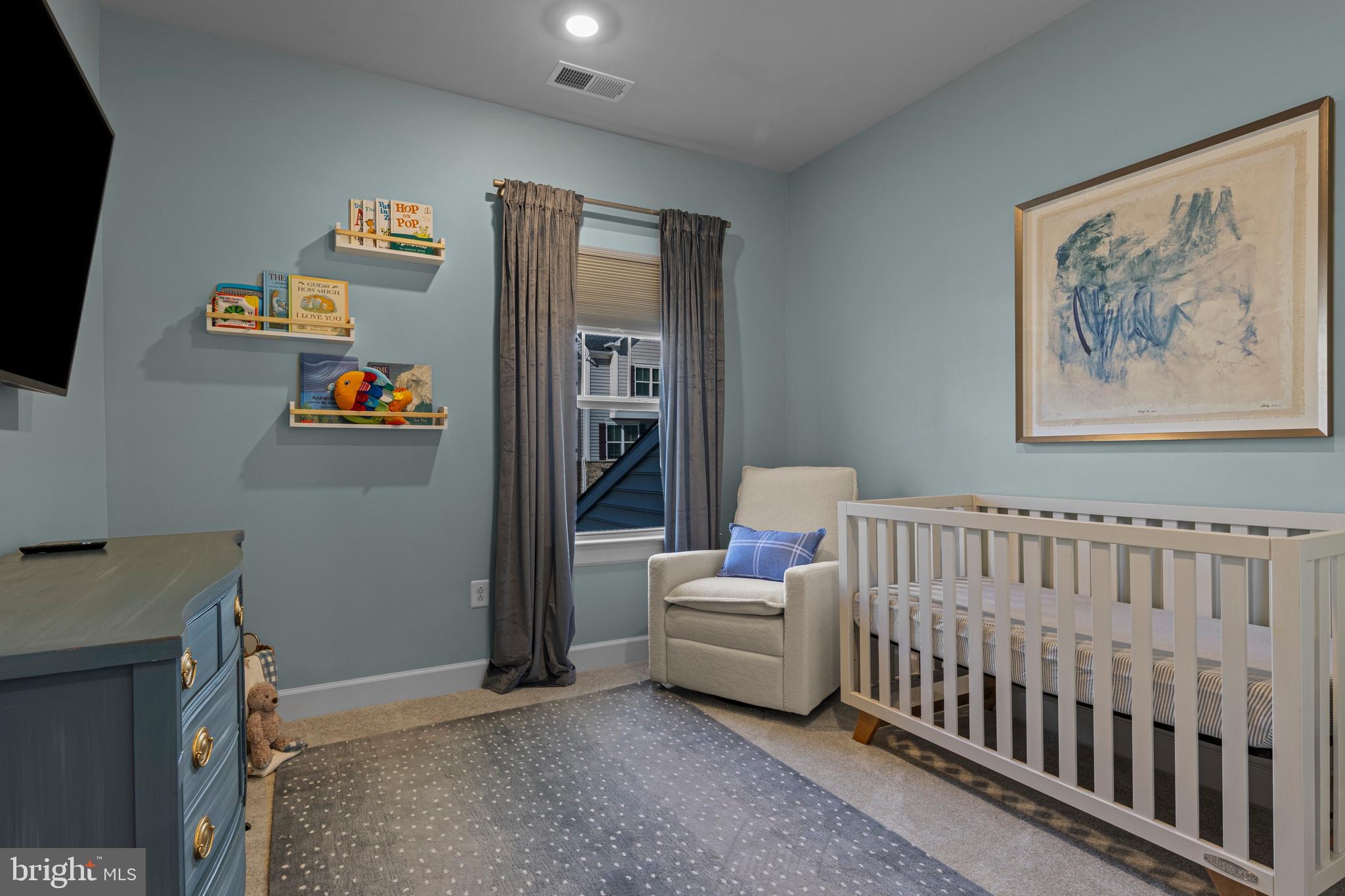 PONDS EDGE - Residential