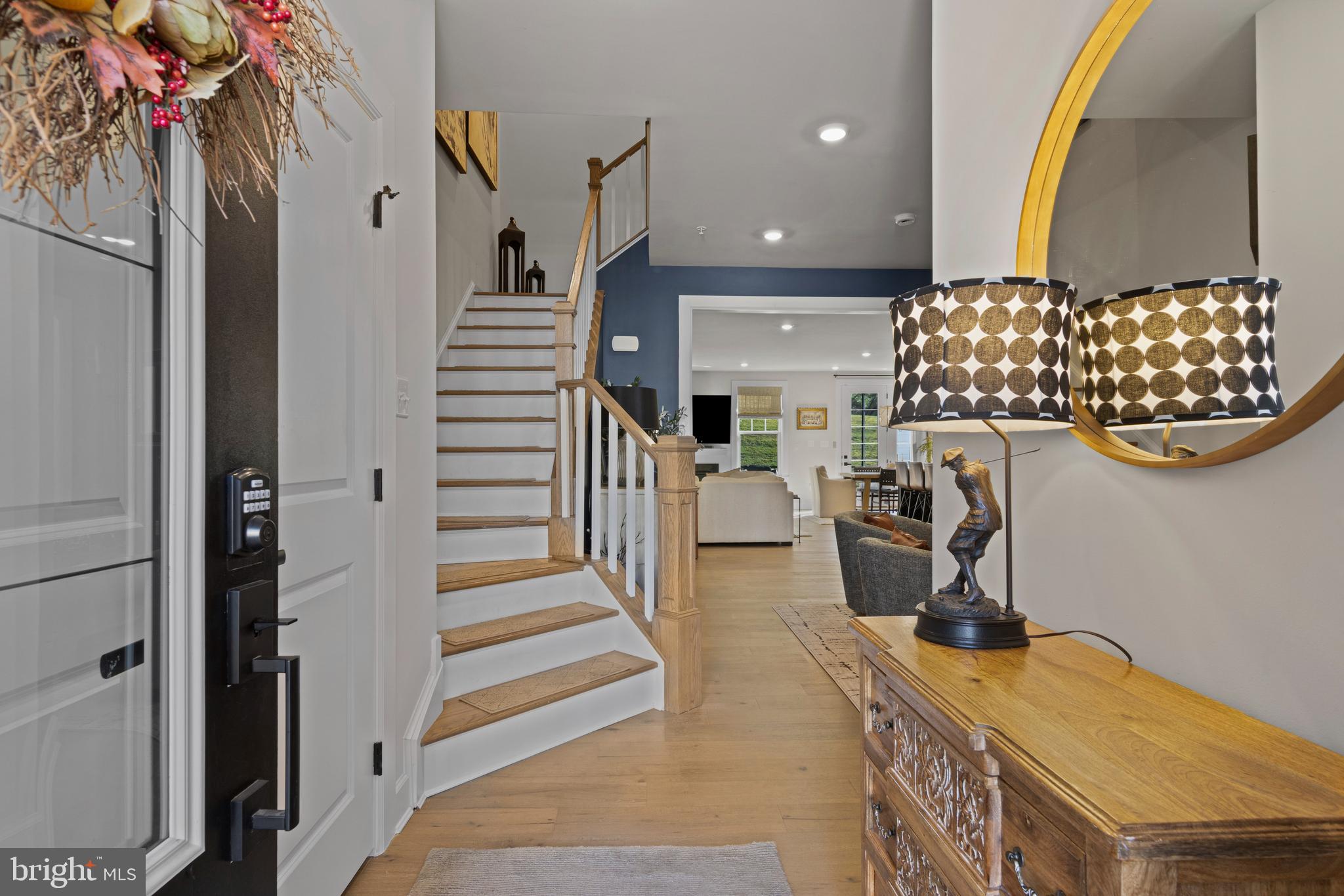 PONDS EDGE - Residential