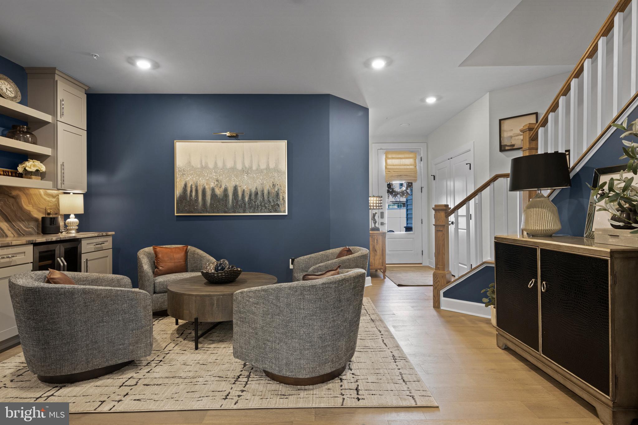 PONDS EDGE - Residential