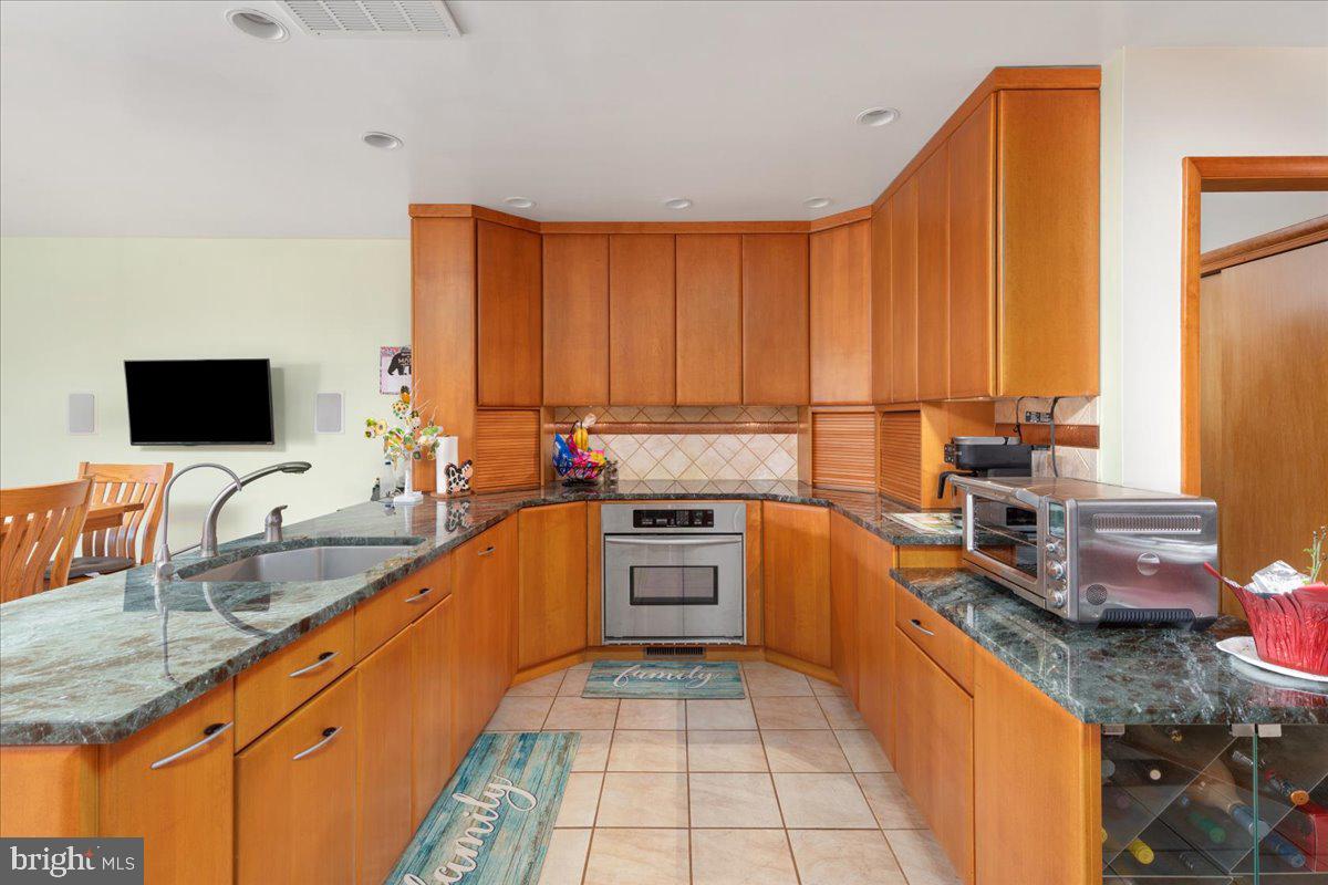 PARK RIDGE ESTATES - Residential