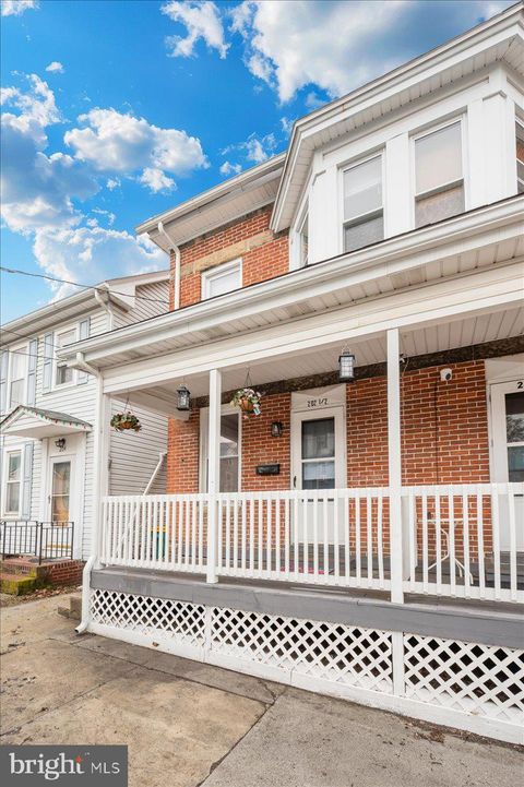 202 1/2 PARK STREET WAYNESBORO PA 17268