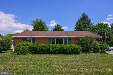 Photo of 6157 Carpenter Street, East Petersburg, PA 17520 (MLS # PALA2053178)