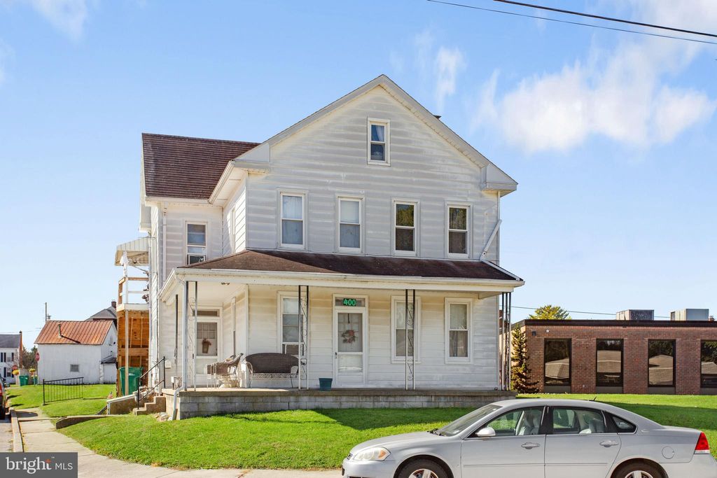 Photo of 400 Linden Avenue, HANOVER, PA 17331 (MLS # PAAD2020292)