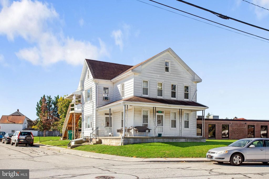 Photo of 400 Linden Avenue, HANOVER, PA 17331 (MLS # PAAD2020292)