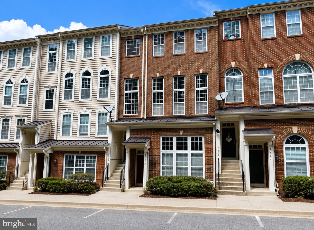 12250 OPEN VIEW LANE 811
