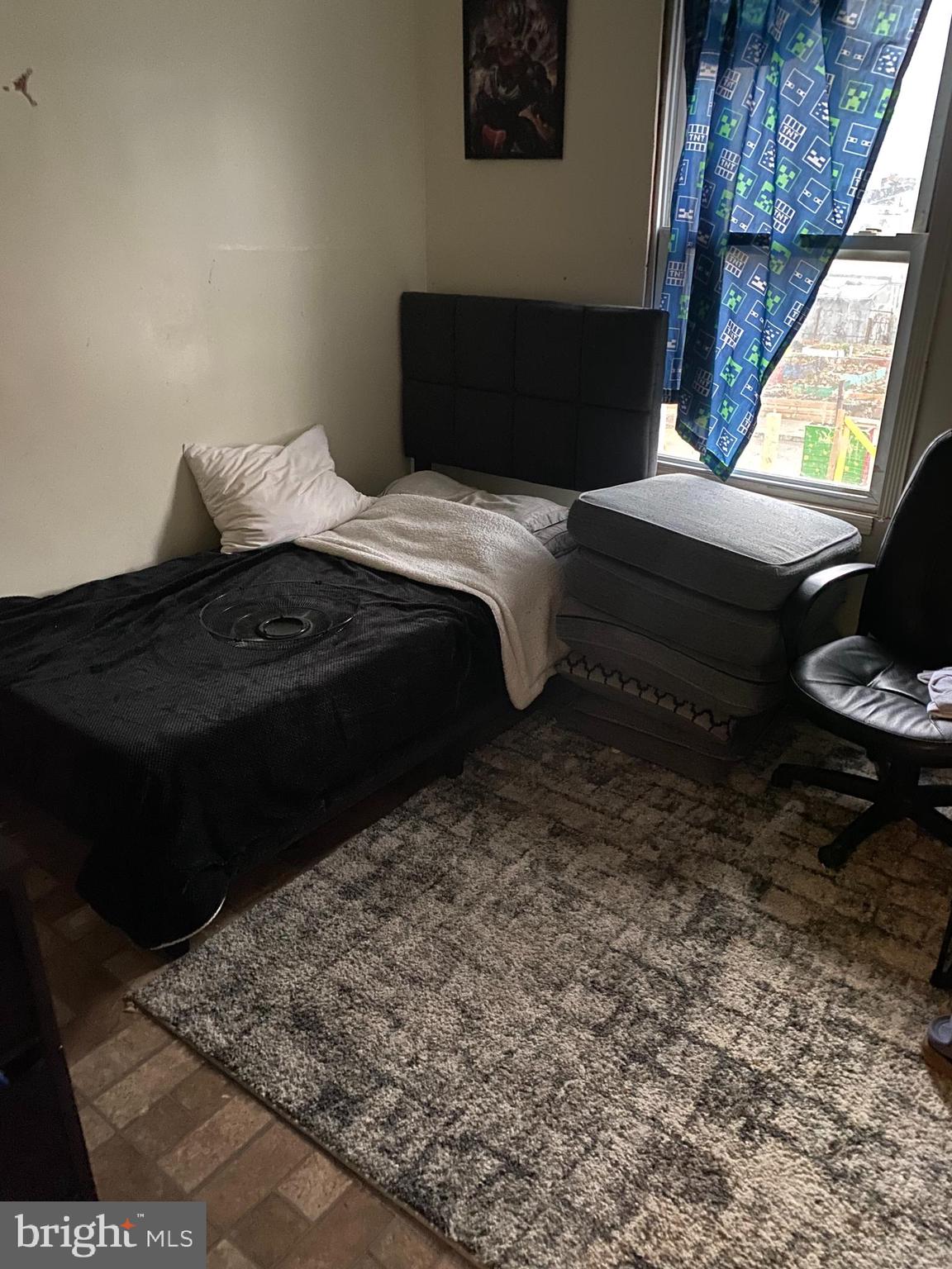 KENSINGTON - Residential