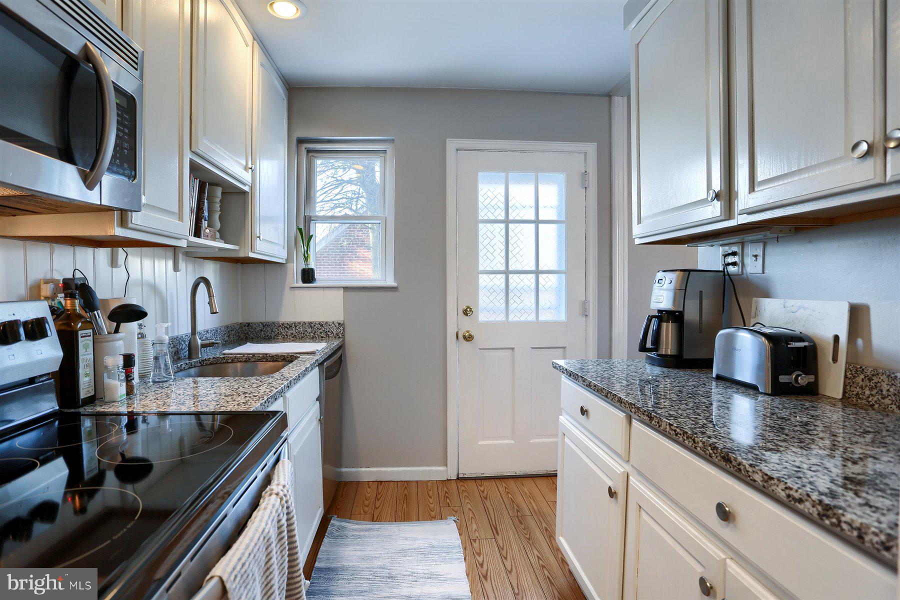 COLLEGE PARK - Residential