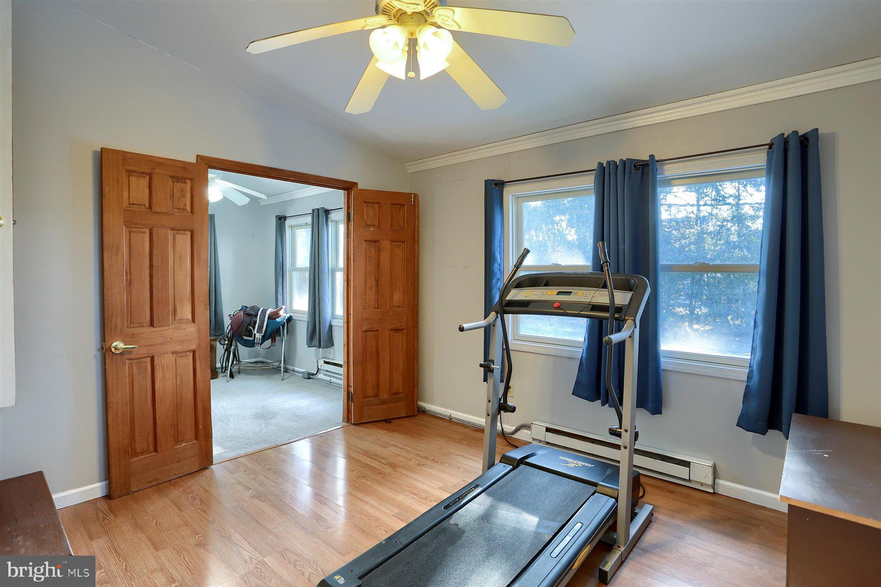 COLLEGE PARK - Residential