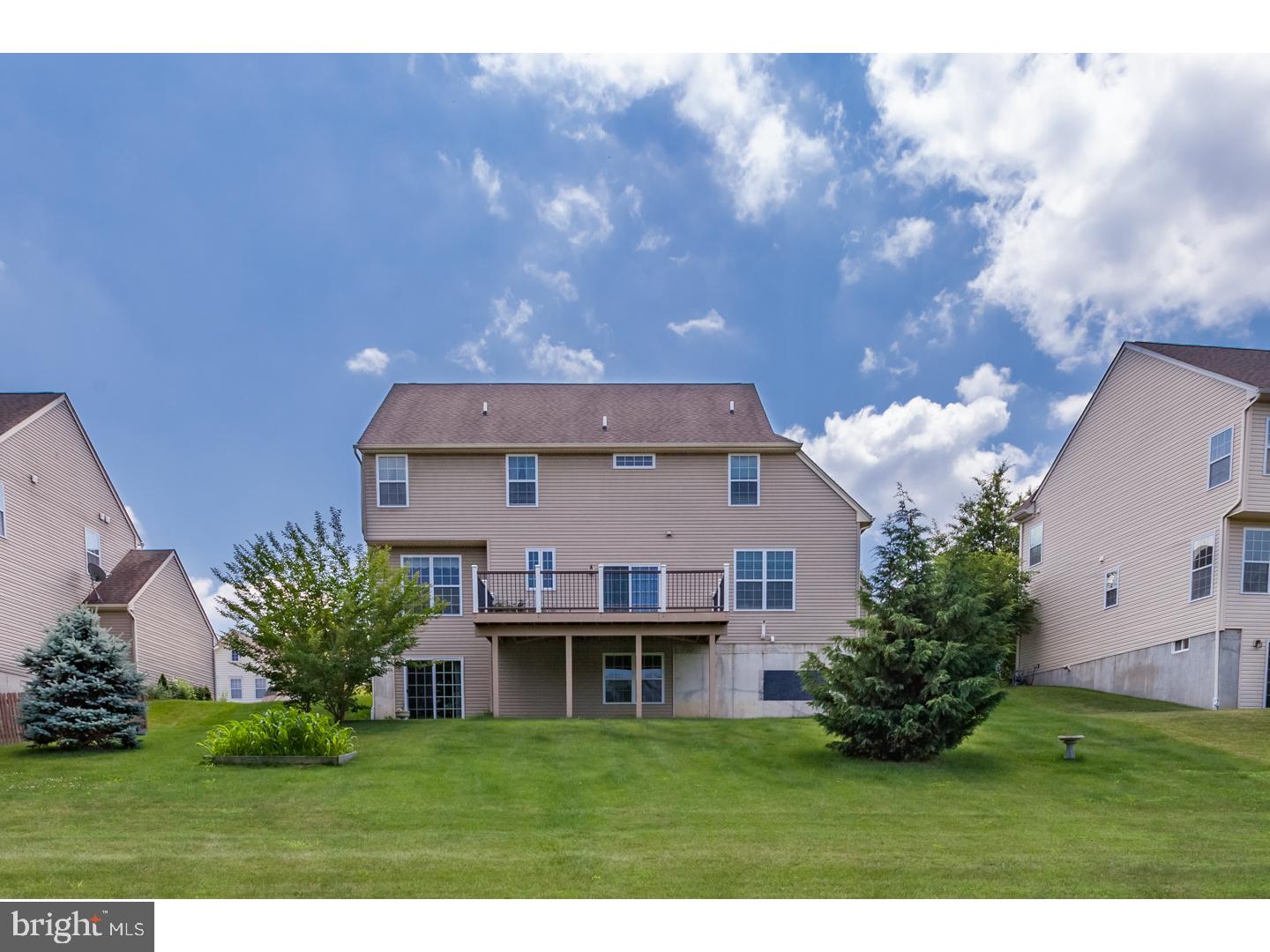 KINGS GRANT - Residential