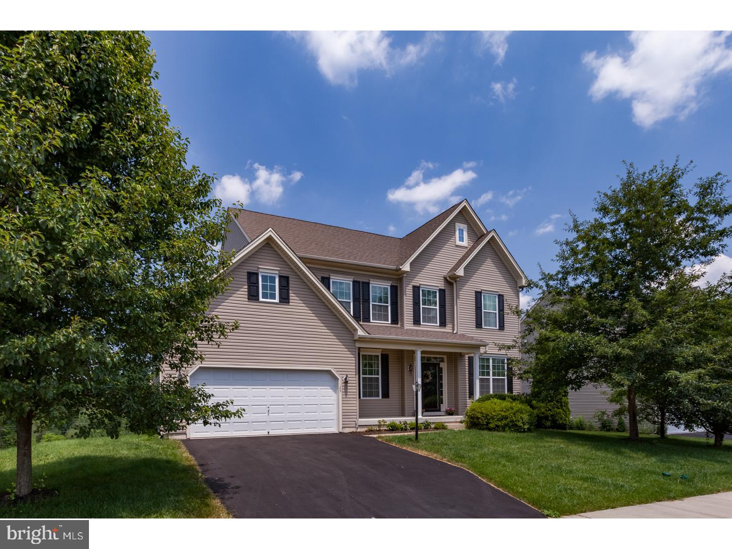 KINGS GRANT - Residential