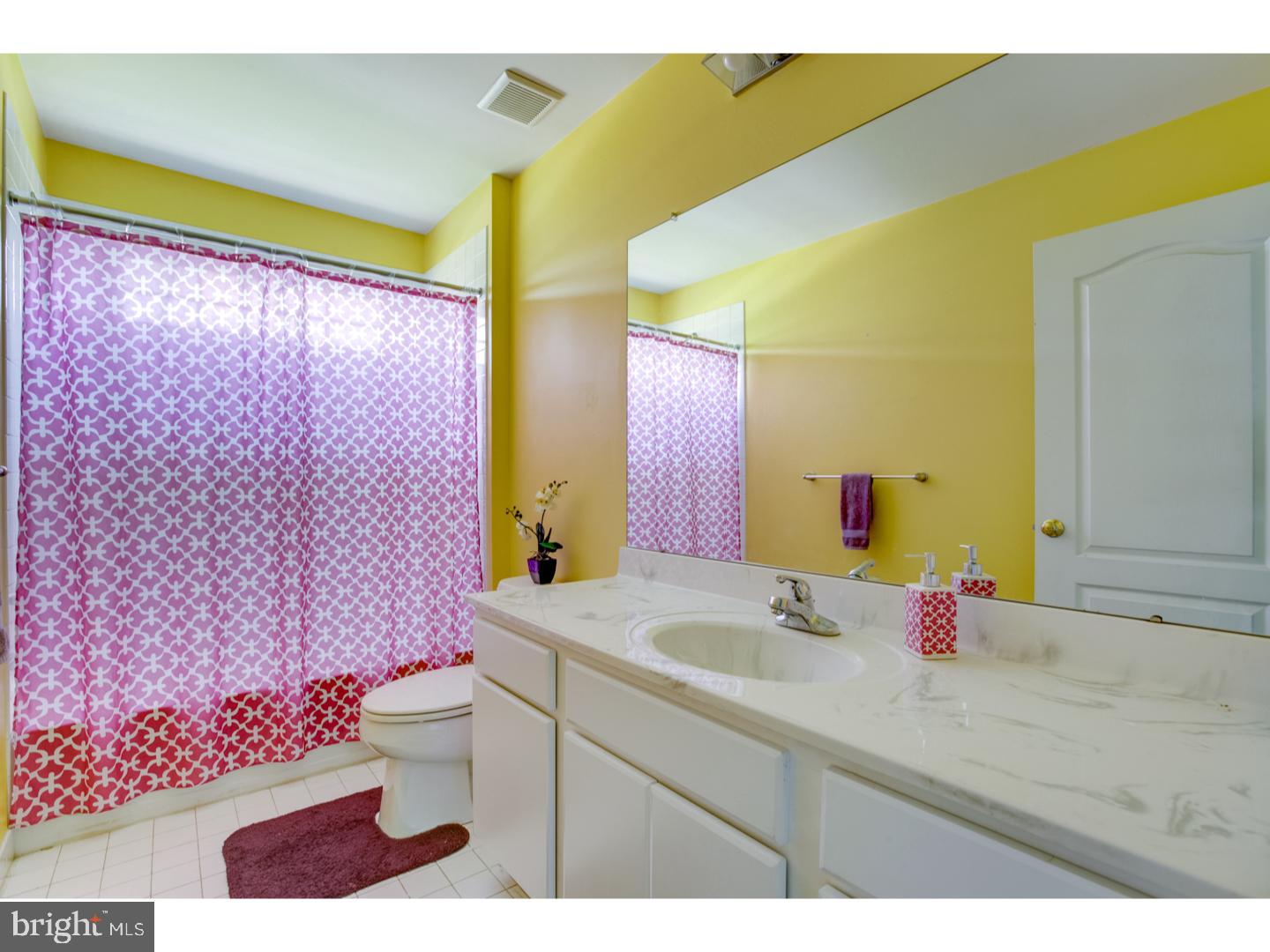 KINGS GRANT - Residential