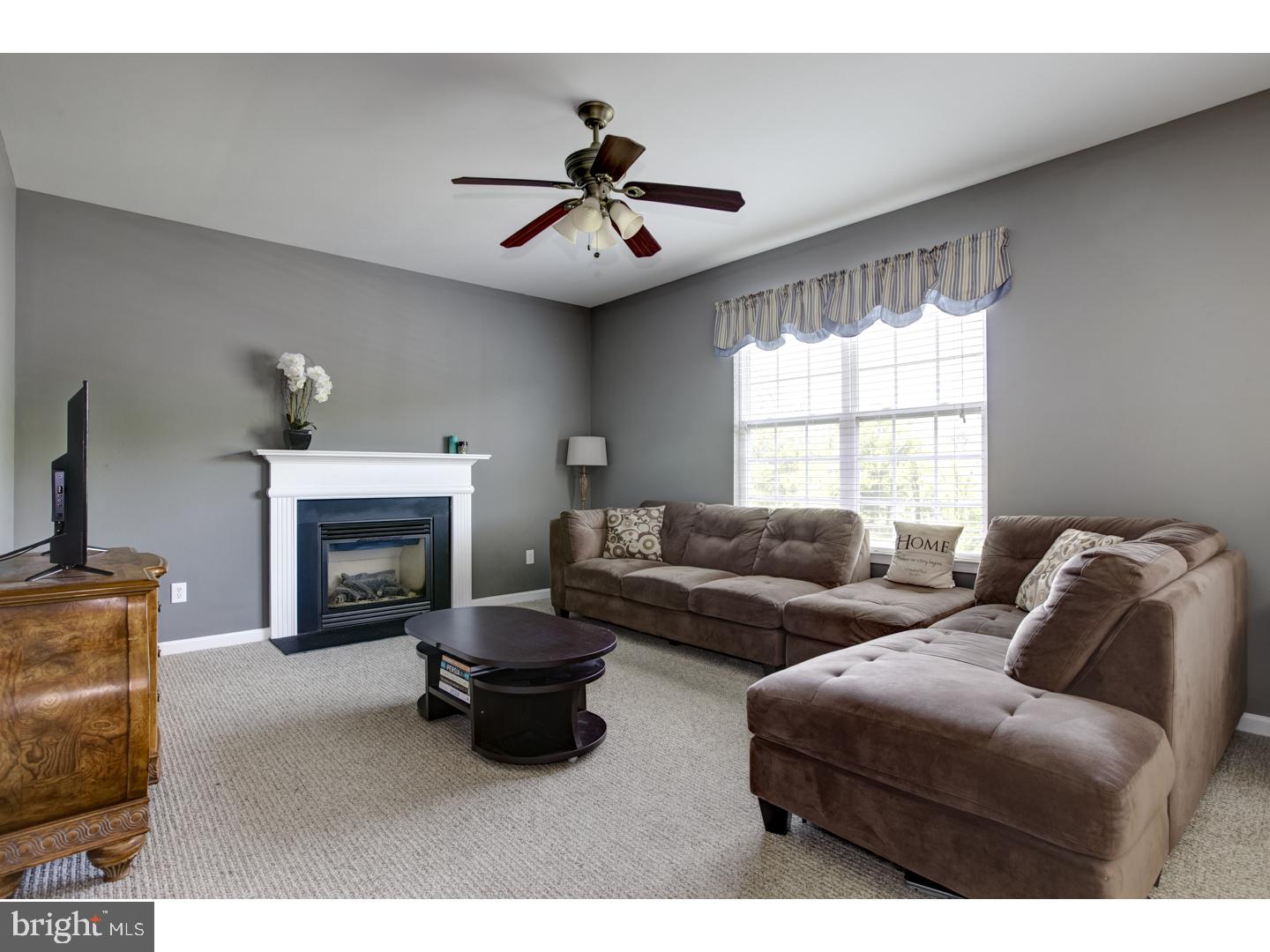 KINGS GRANT - Residential