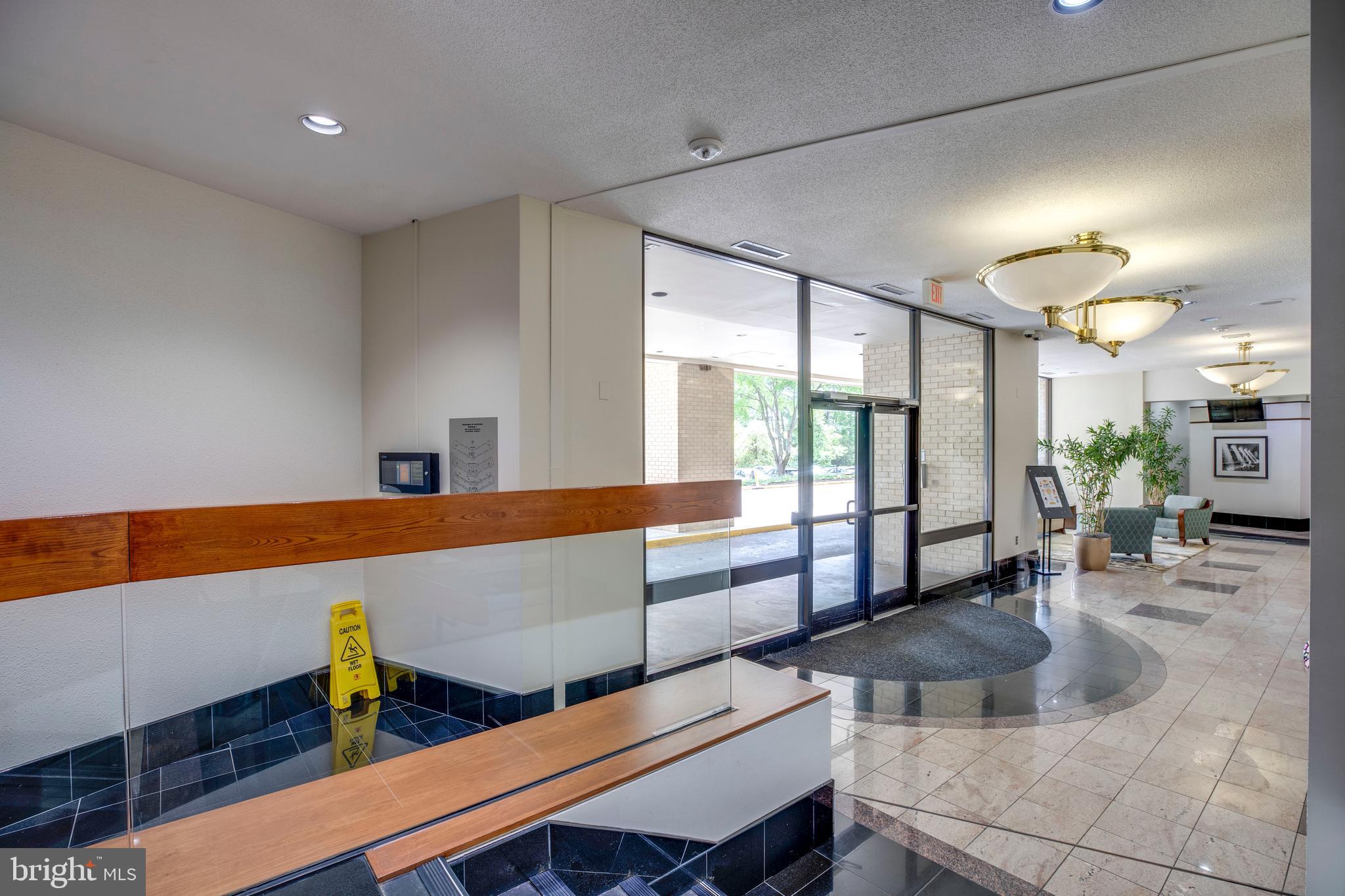 203 YOAKUM PARKWAY 1520