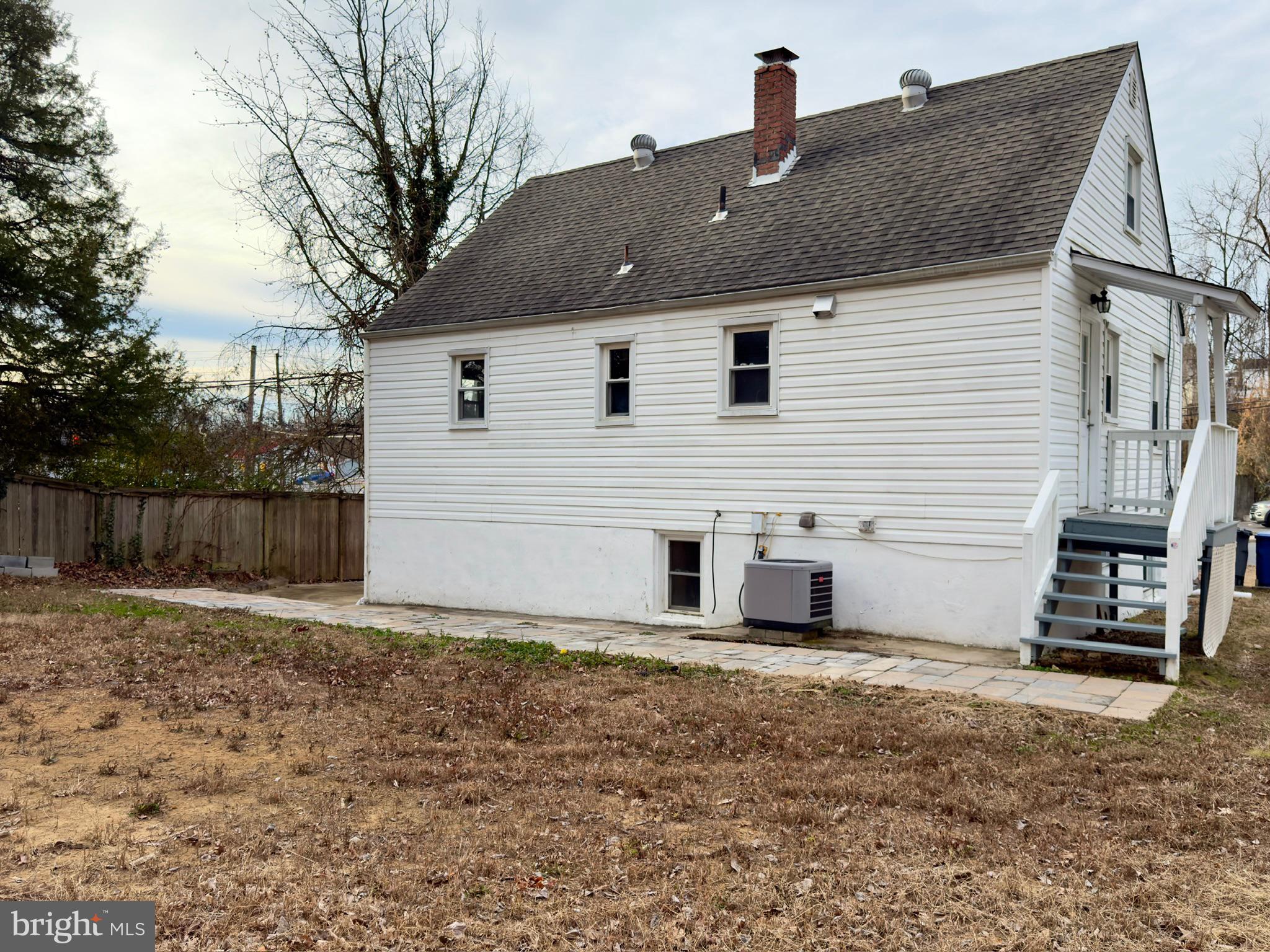 2408 FAIRHAVEN AVENUE