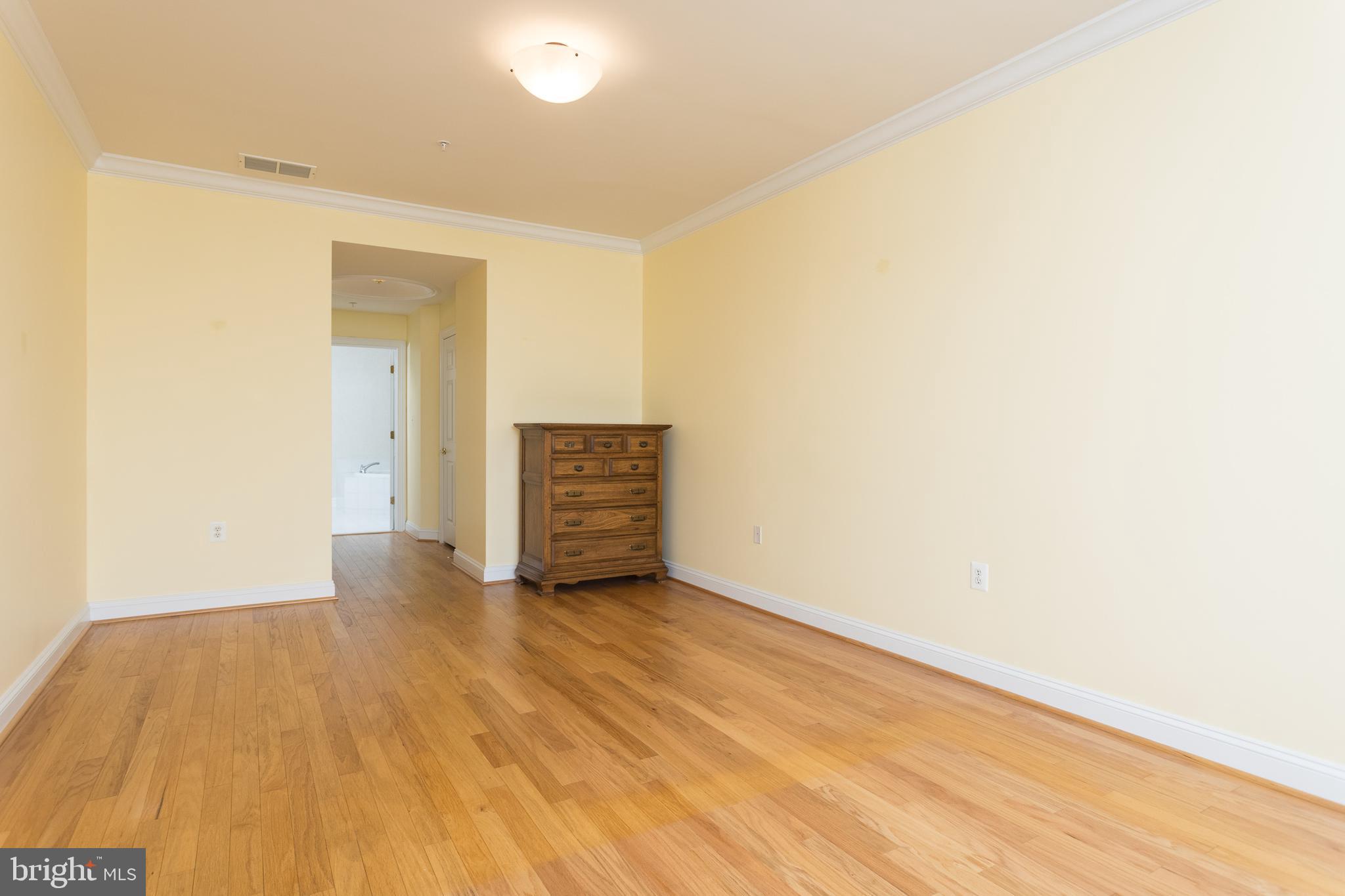 WATERS EDGE - Residential