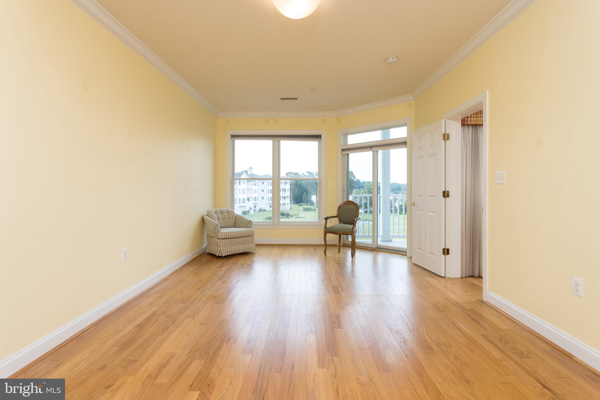 WATERS EDGE - Residential