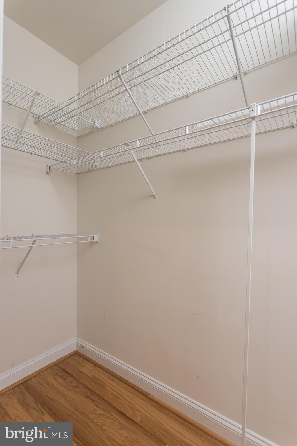 WATERS EDGE - Residential