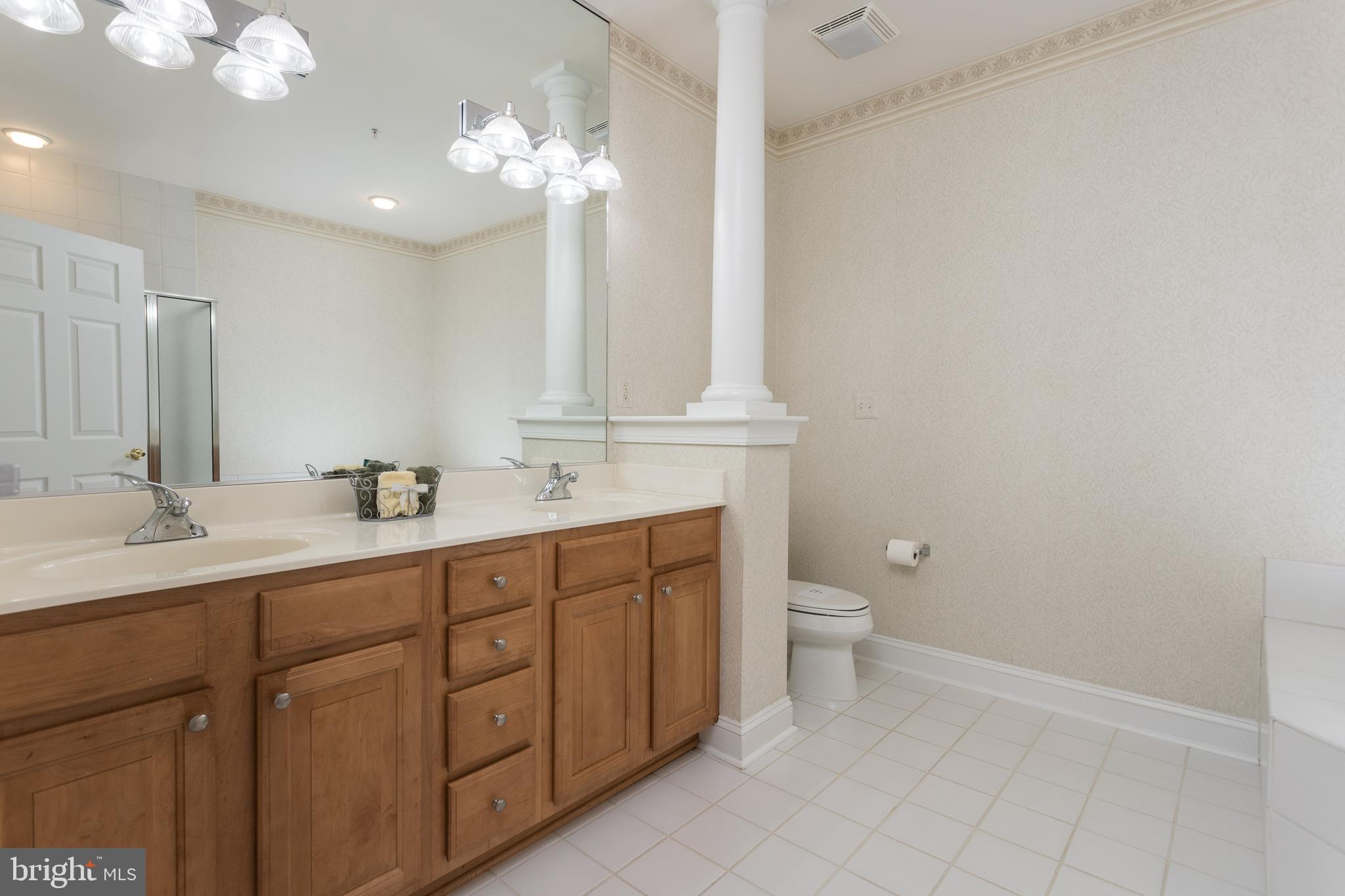 WATERS EDGE - Residential