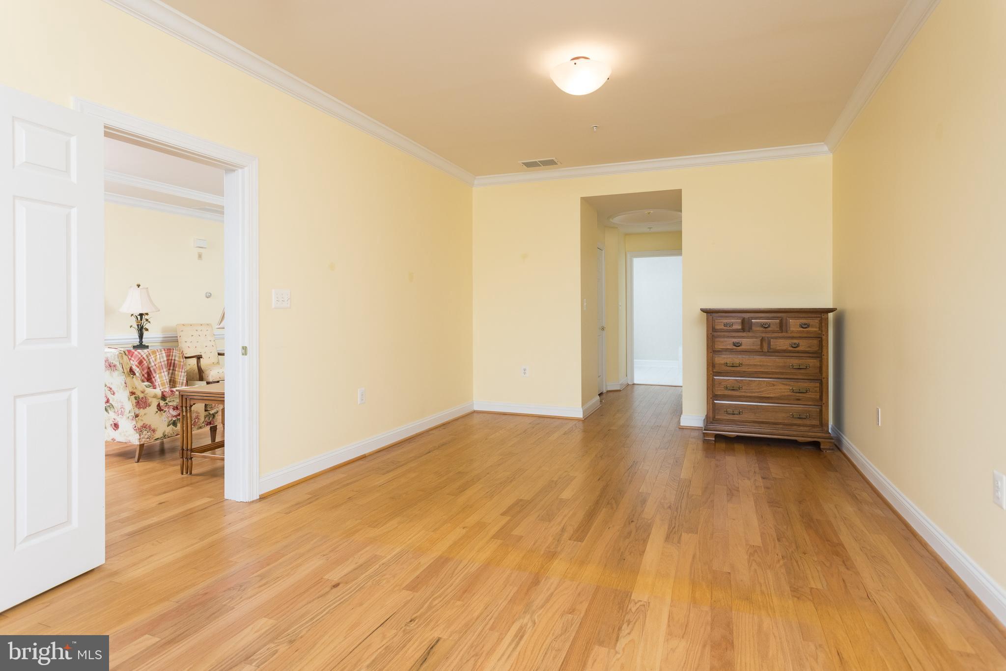 WATERS EDGE - Residential