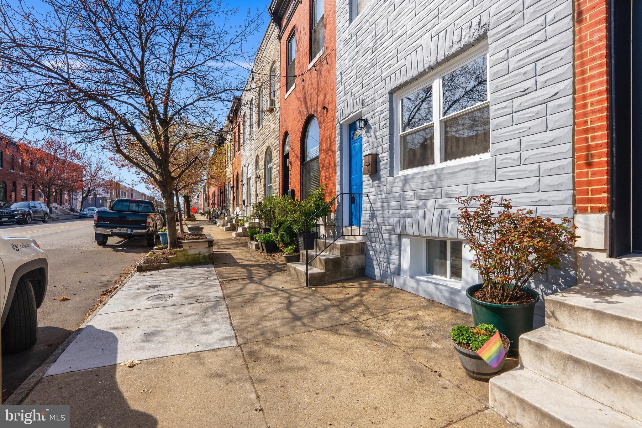 HIGHLANDTOWN - Residential