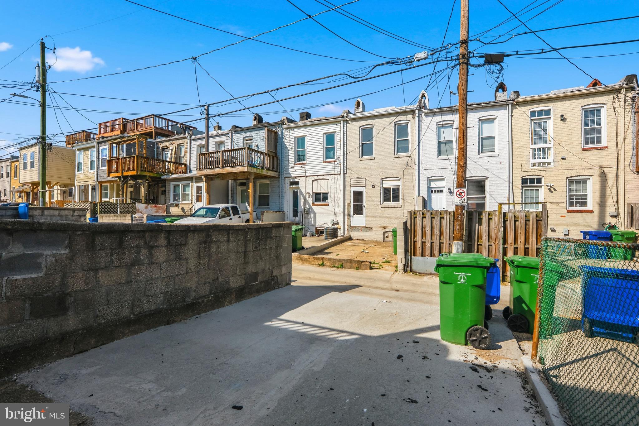 HIGHLANDTOWN - Residential