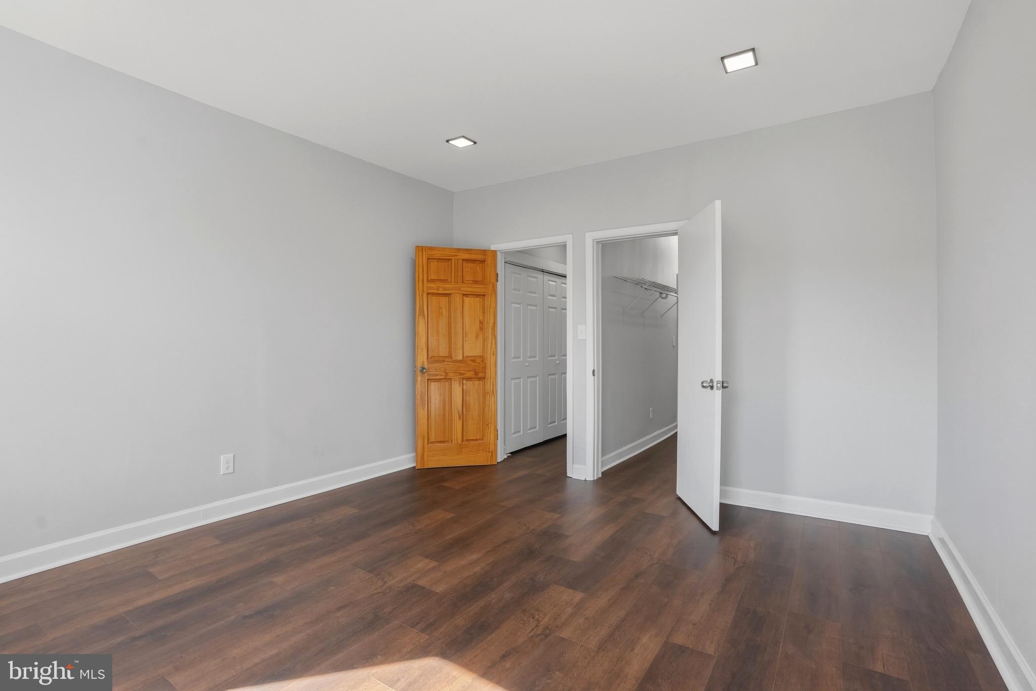 HIGHLANDTOWN - Residential