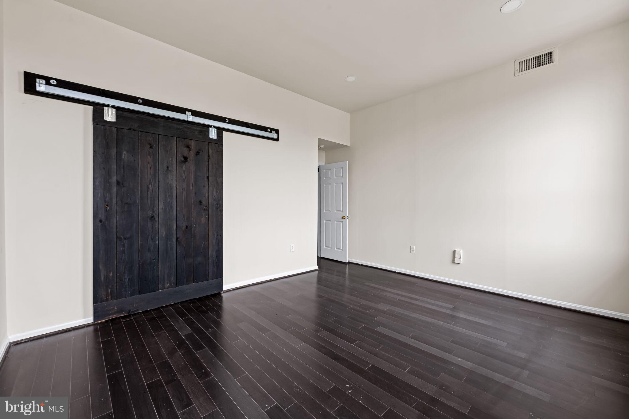 MOUNT VERNON - Residential