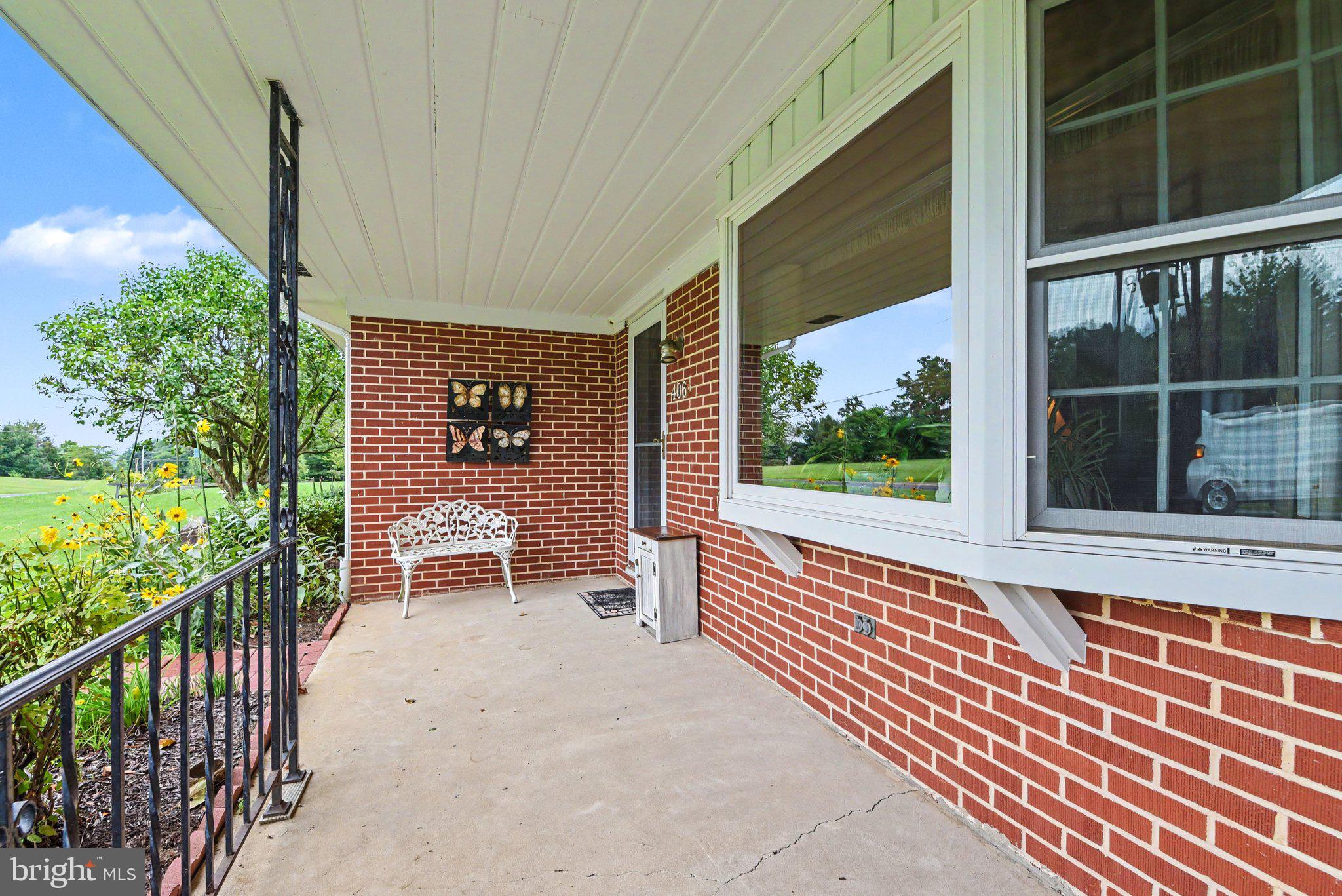 406 W SIDDONSBURG ROAD