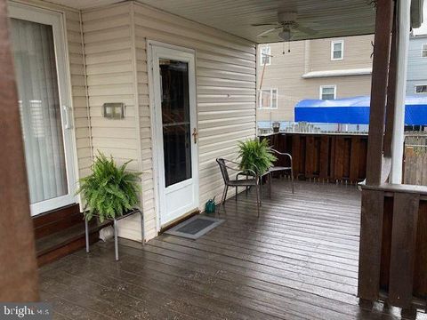 Tiny photo for 822 E Market Street, MAHANOY CITY, PA 17948 (MLS # PASK2027168)