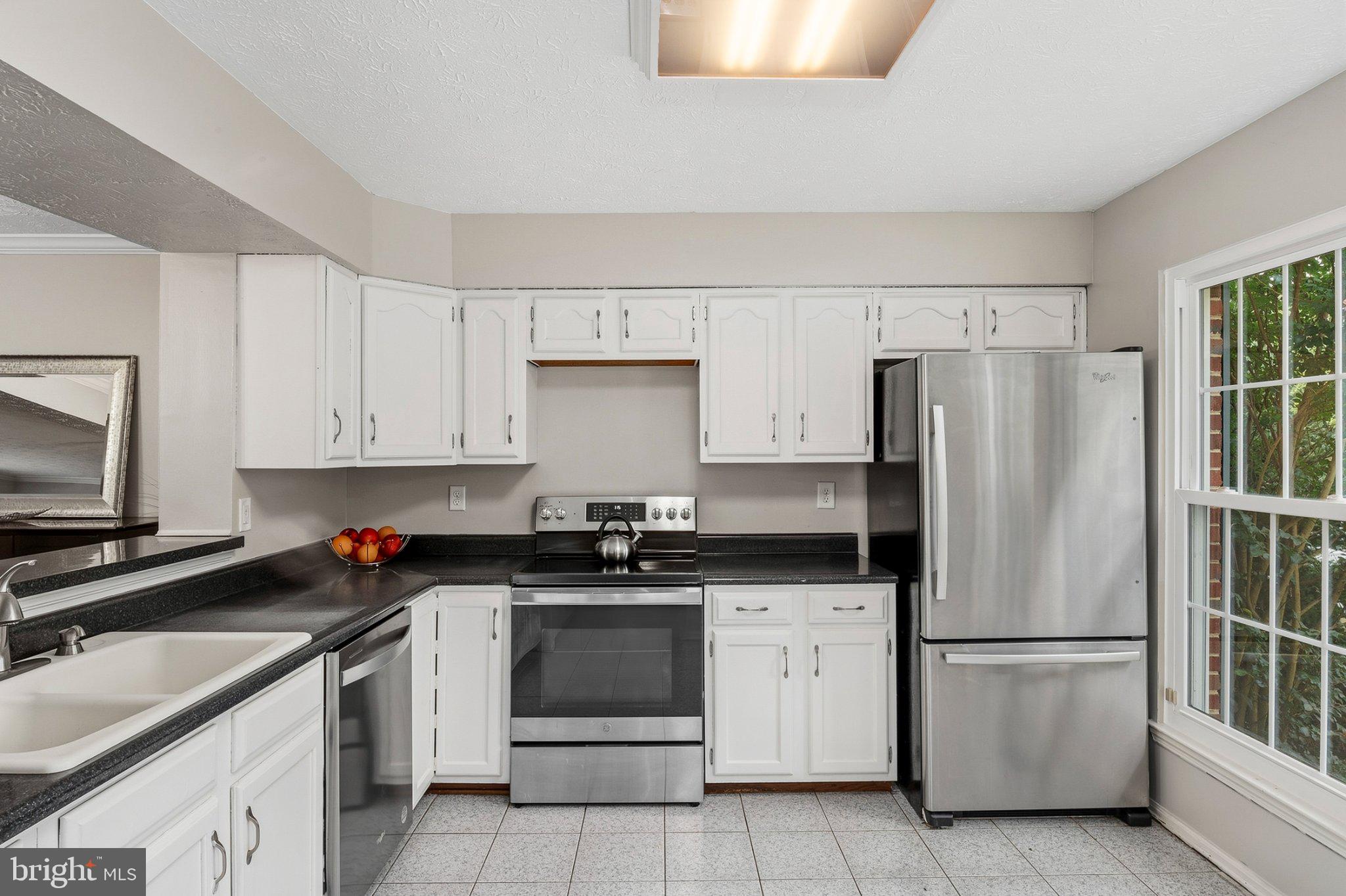 4557 KINGSCUP COURT