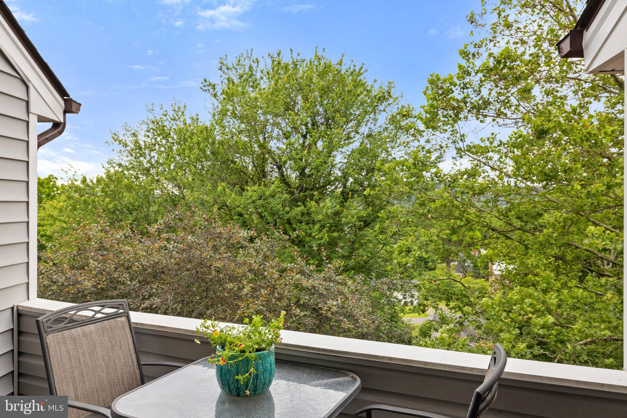 HIGH VISTA - Residential