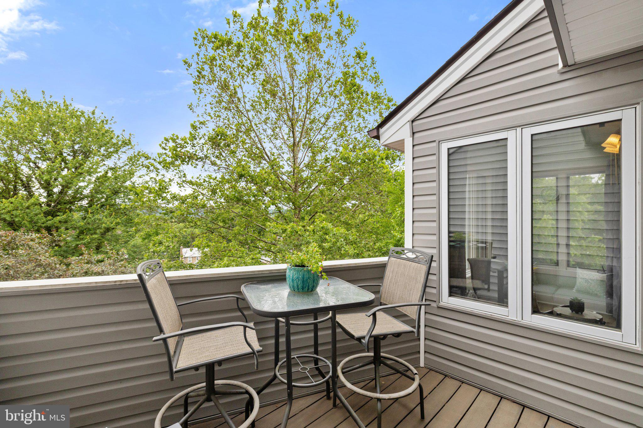 HIGH VISTA - Residential