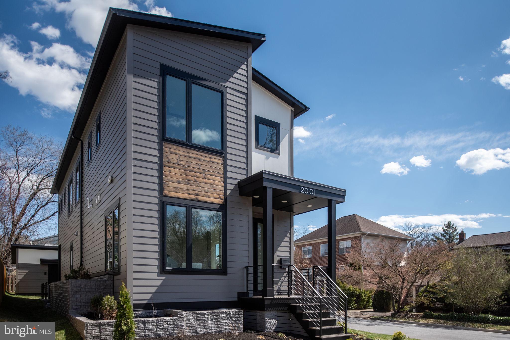 HIGHVIEW PARK - Residential Lease