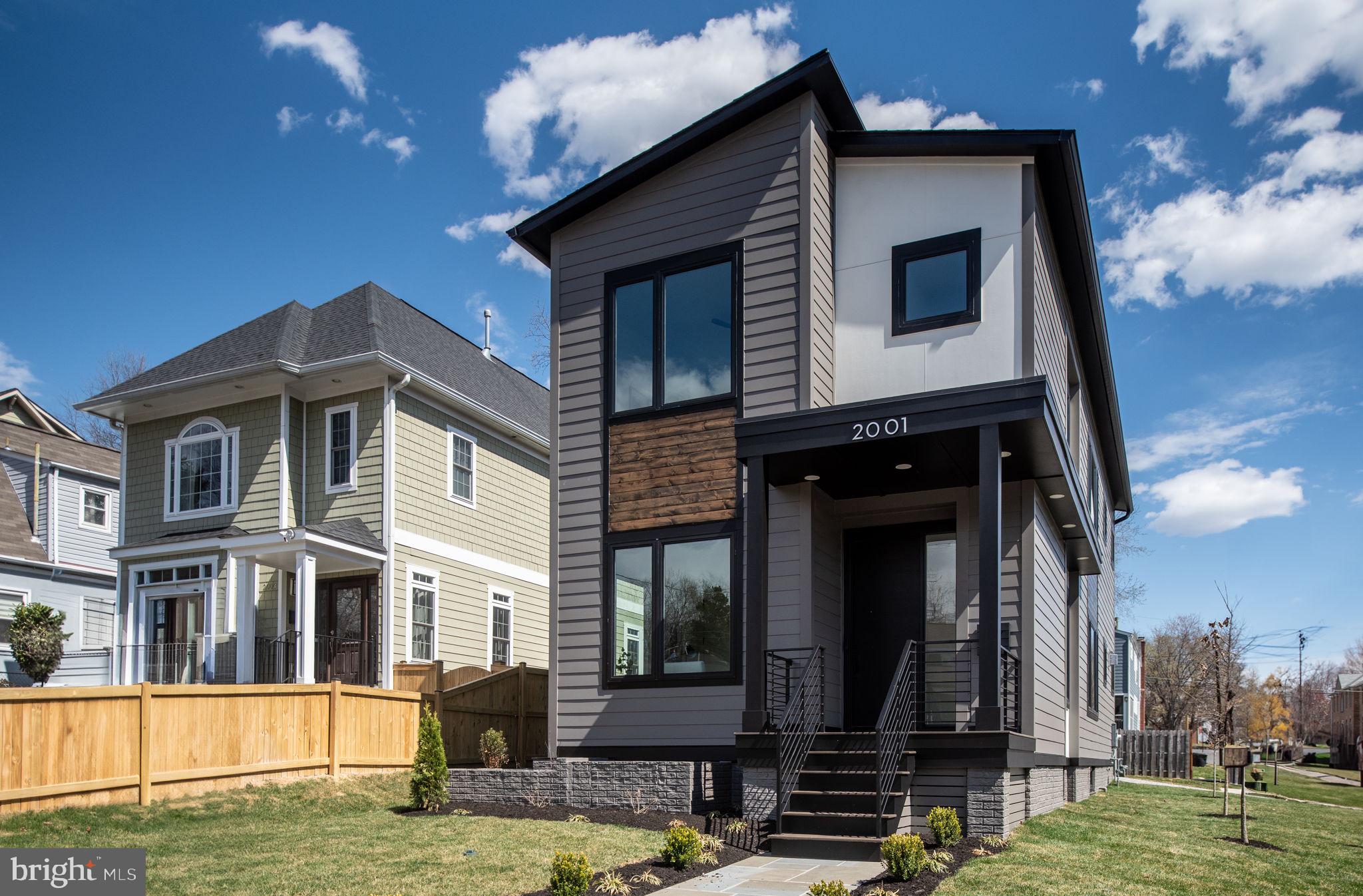 HIGHVIEW PARK - Residential Lease