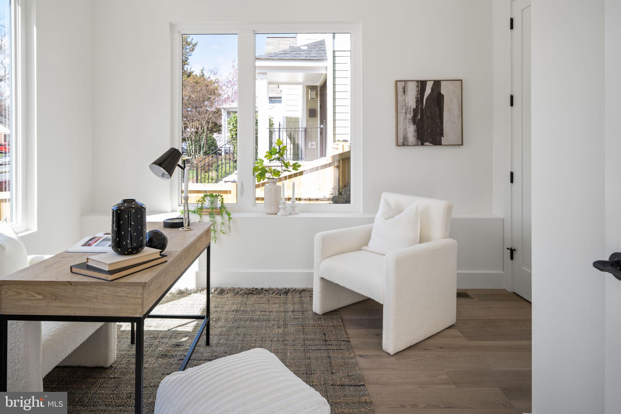 HIGHVIEW PARK - Residential Lease