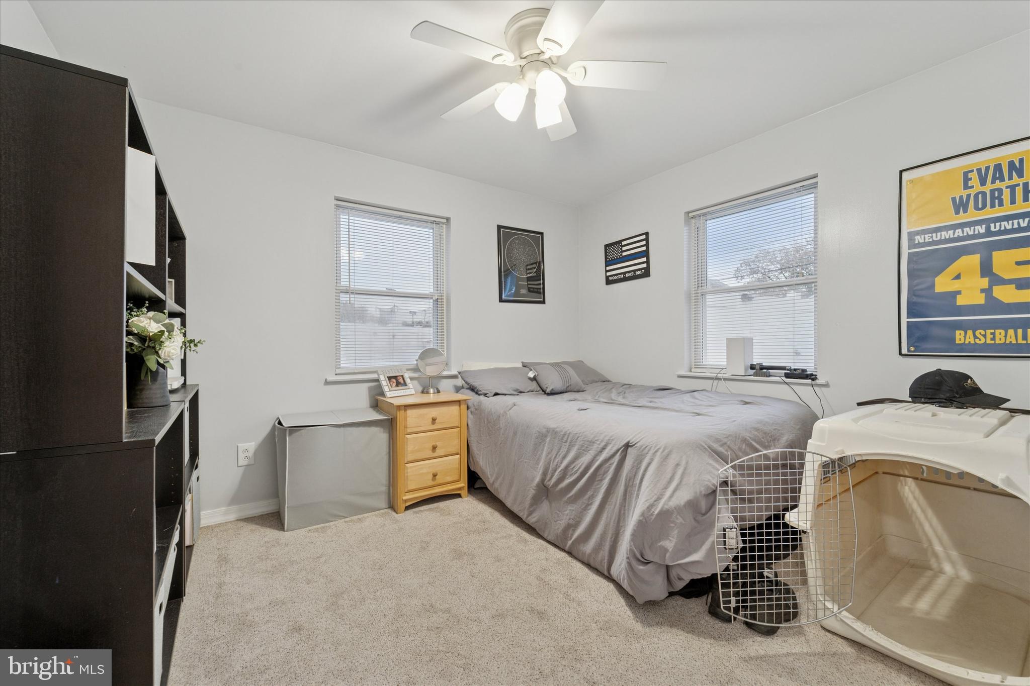 VILLAGE GREEN - Residential