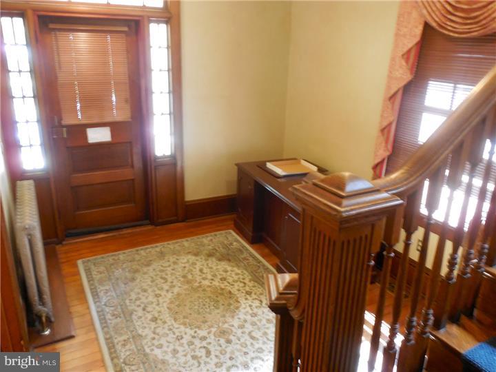 DOYLESTOWN BORO - Commercial Sale