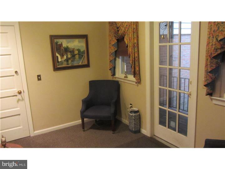 DOYLESTOWN BORO - Commercial Sale