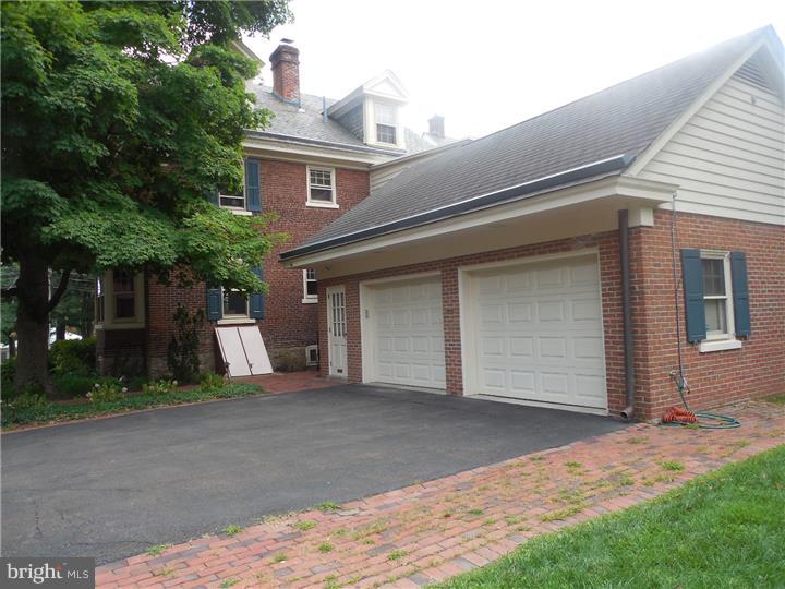 DOYLESTOWN BORO - Commercial Sale