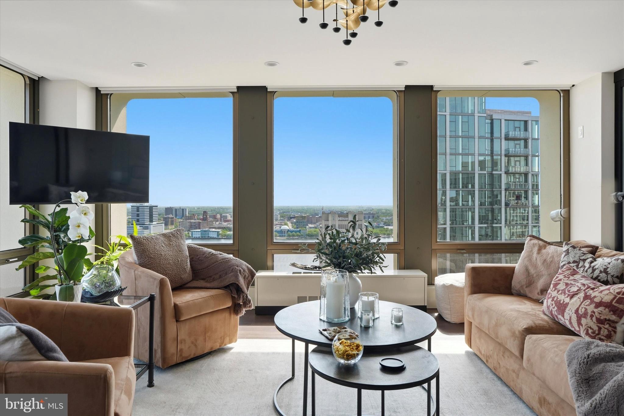 200 LOCUST STREET 00 29DN