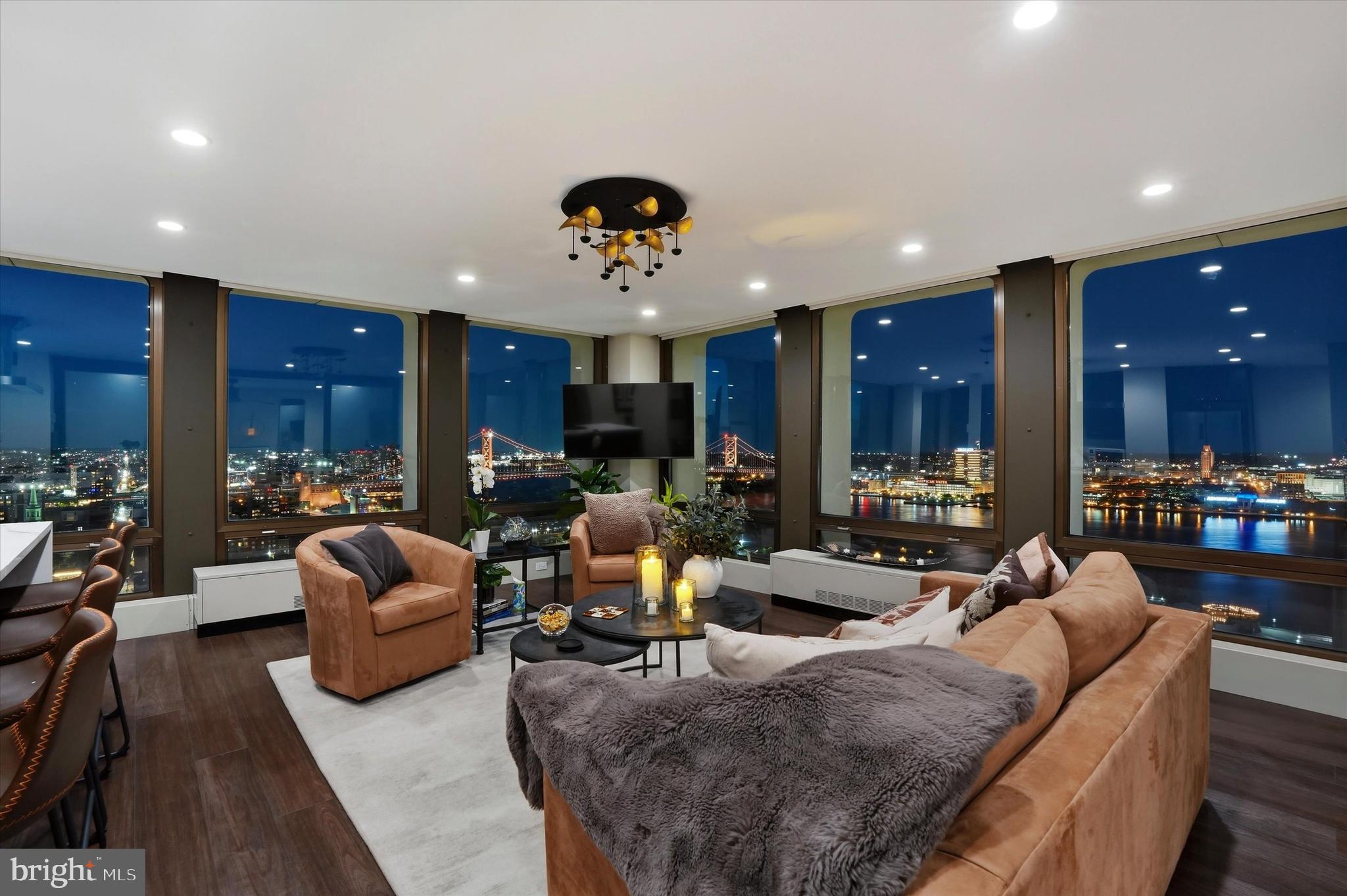 200 LOCUST STREET 00 29DN