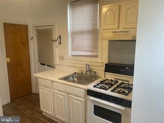 5430 LARCHWOOD AVENUE