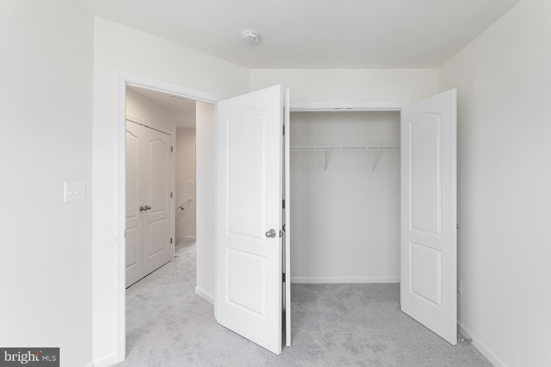 TOWNES AT TATE MANOR - Residential